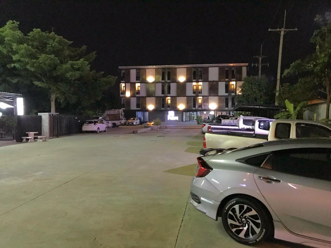 Jb Place Nakhon Pathom Esterno foto